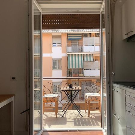 Our Cozy Homestay Roma Esterno foto